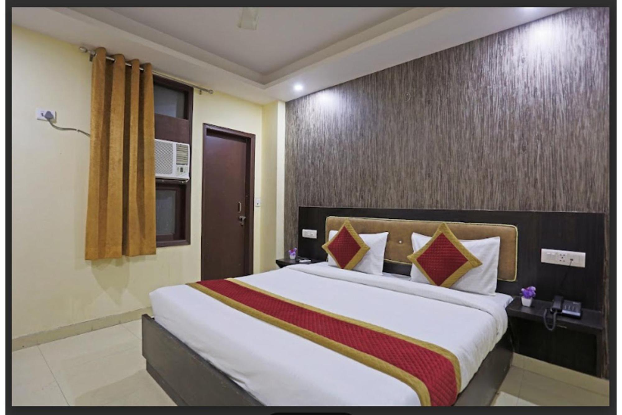Hotel O Urban Wings نيودلهي المظهر الخارجي الصورة