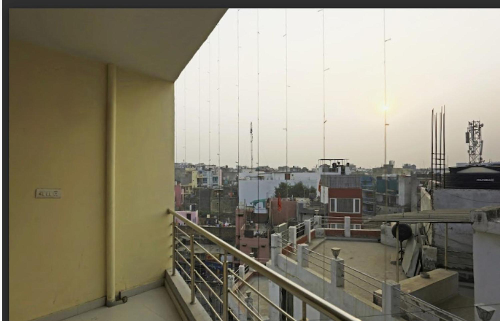 Hotel O Urban Wings نيودلهي المظهر الخارجي الصورة