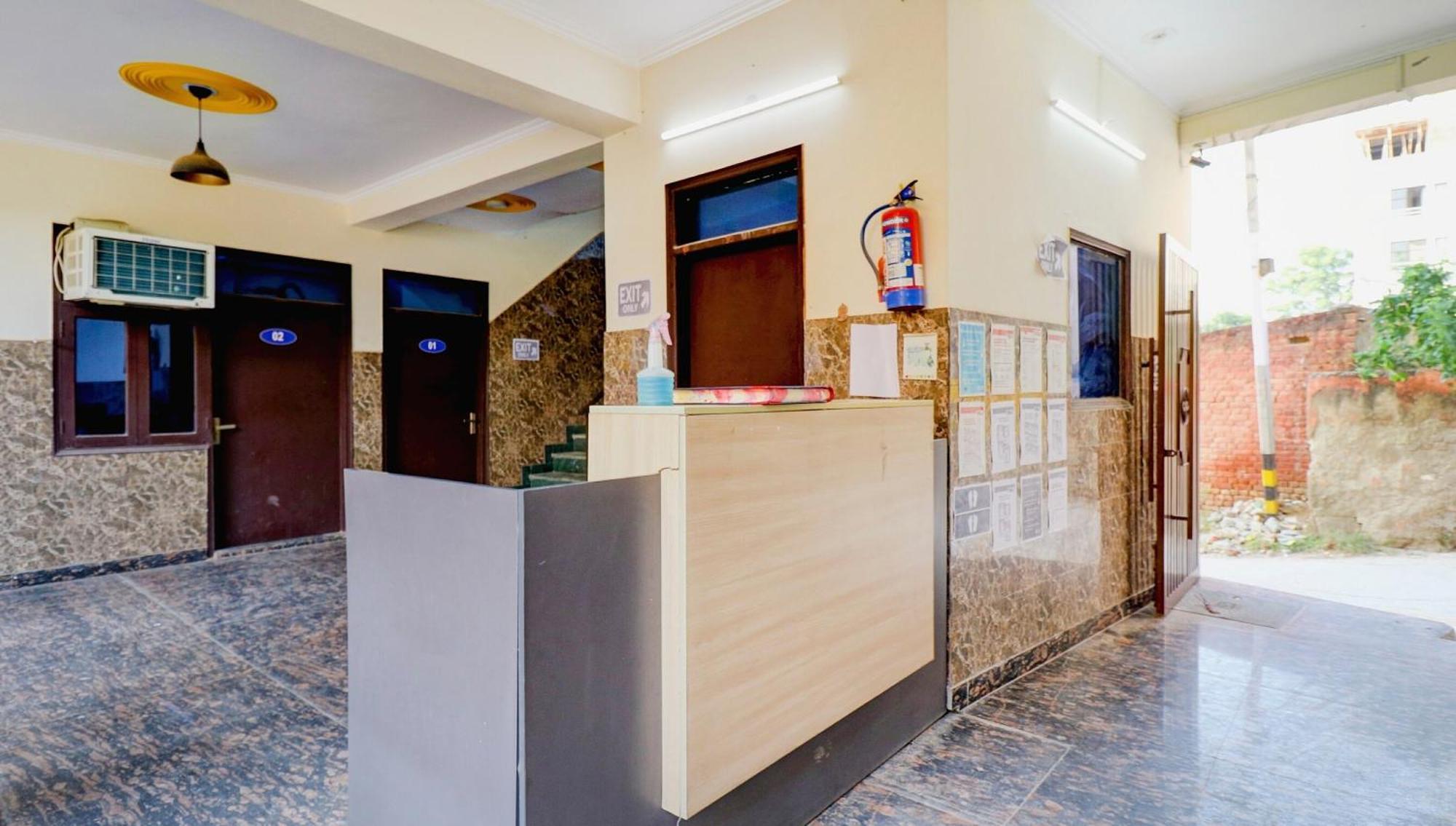Hotel O Urban Wings نيودلهي المظهر الخارجي الصورة