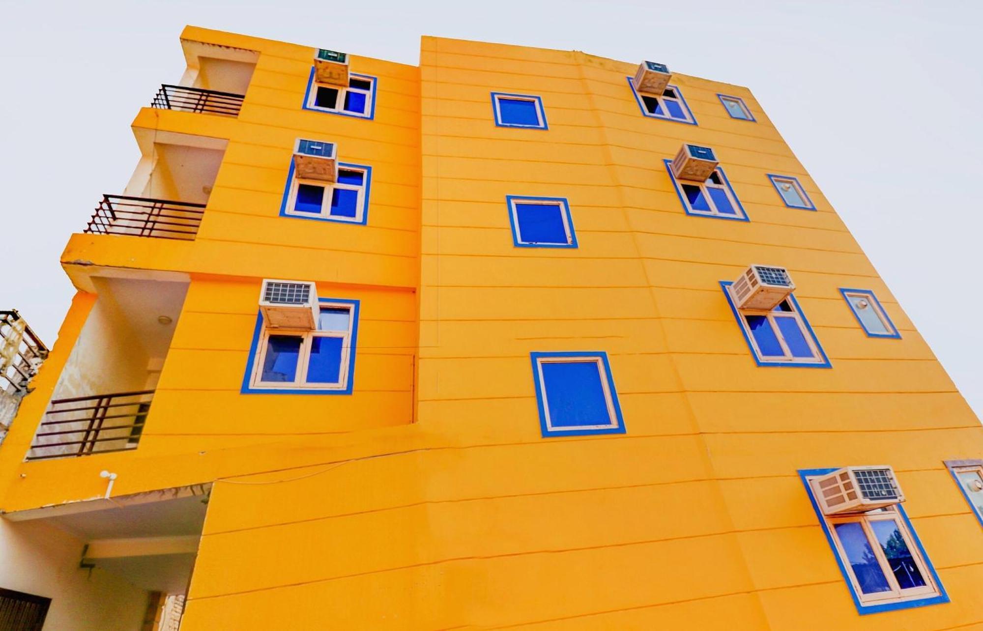 Hotel O Urban Wings نيودلهي المظهر الخارجي الصورة